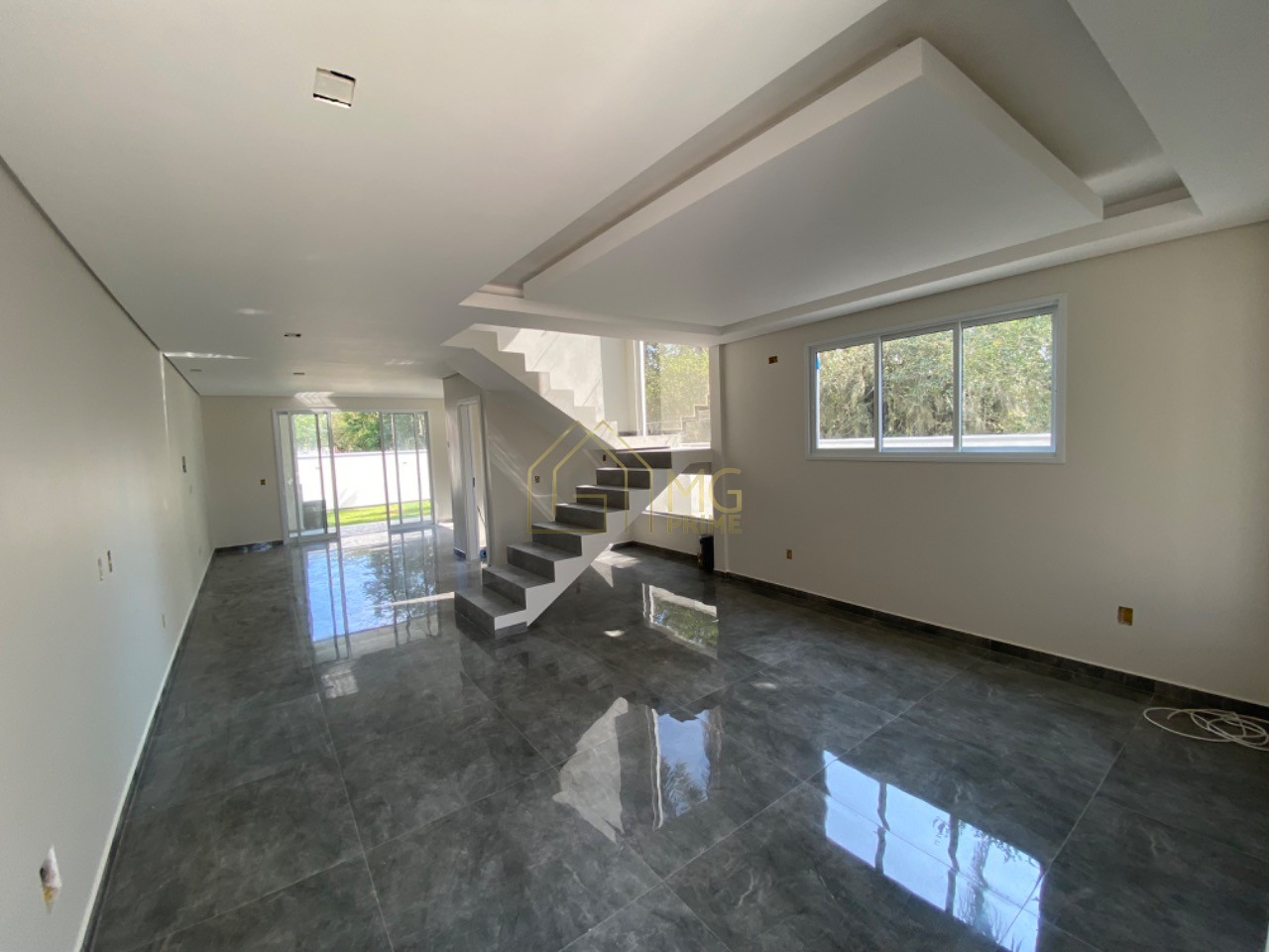 Casa à venda com 3 quartos, 177m² - Foto 7