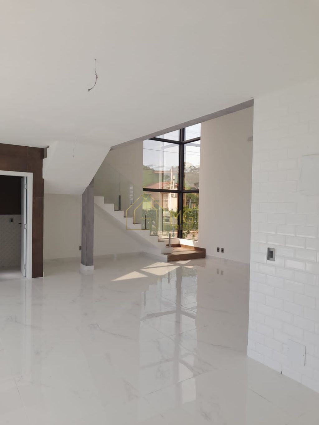 Casa à venda com 3 quartos, 212m² - Foto 11