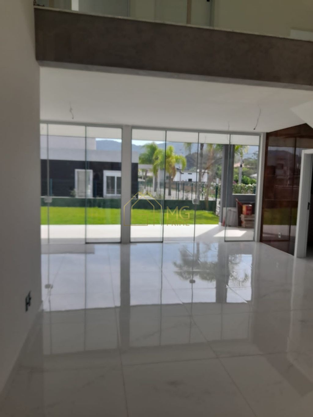 Casa à venda com 3 quartos, 212m² - Foto 8