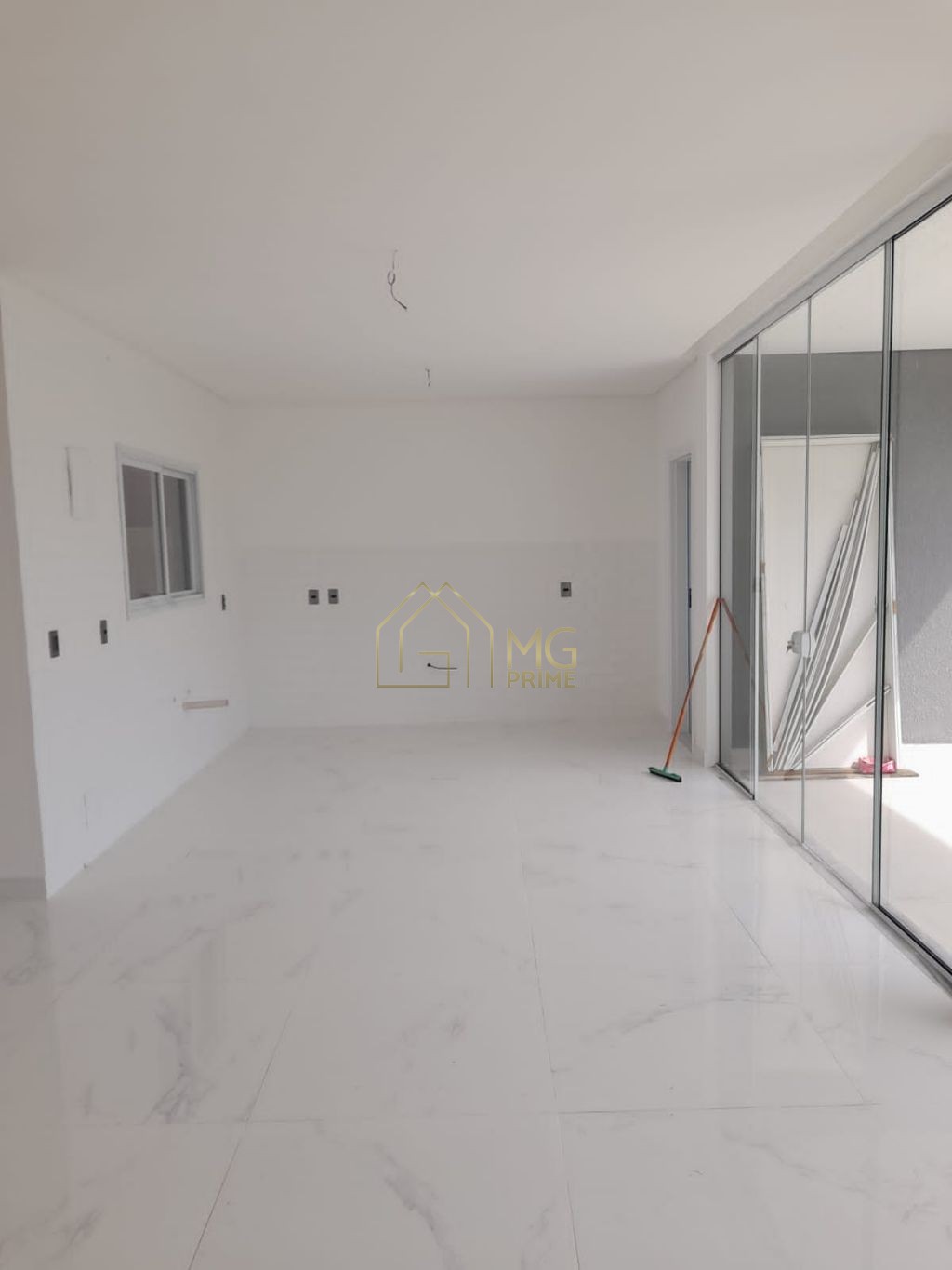 Casa à venda com 3 quartos, 212m² - Foto 14