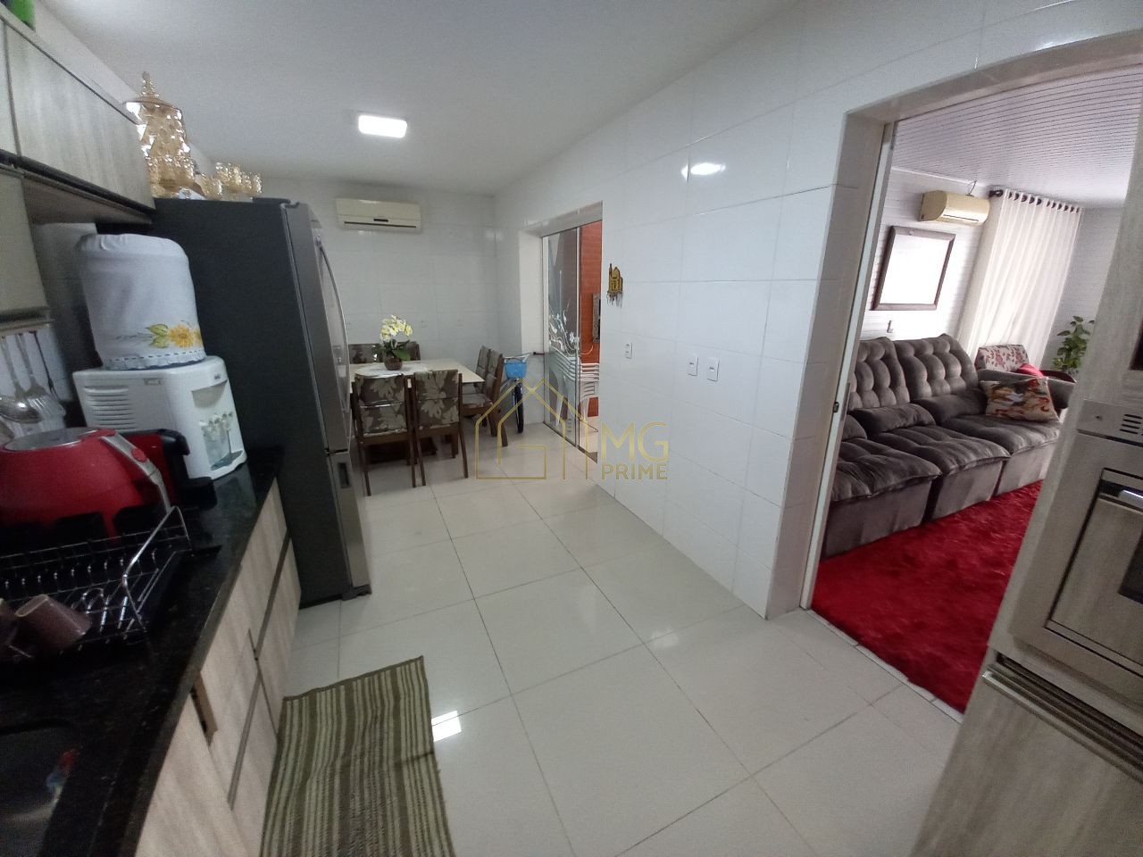 Casa à venda com 6 quartos, 212m² - Foto 55