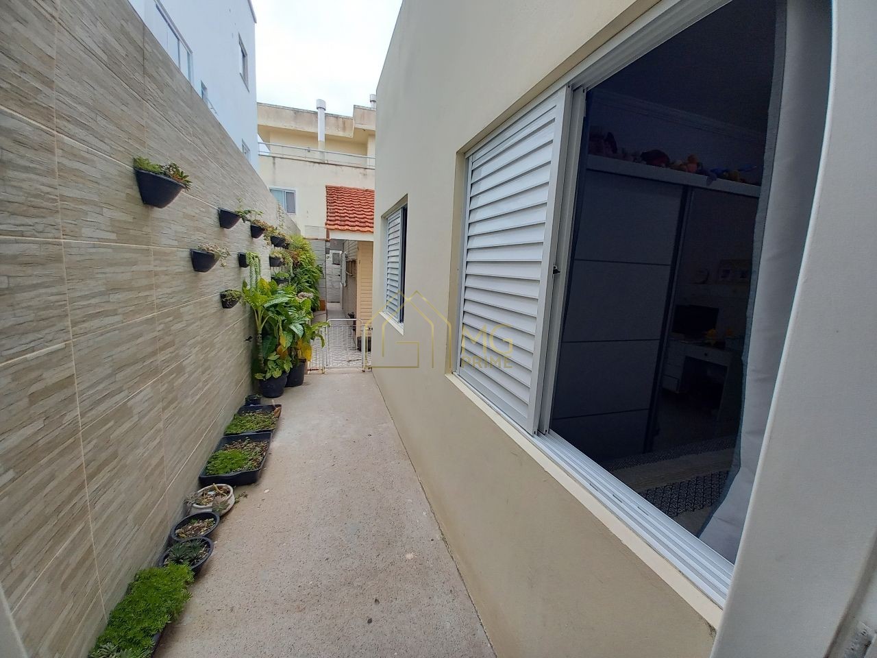 Casa à venda com 6 quartos, 212m² - Foto 23