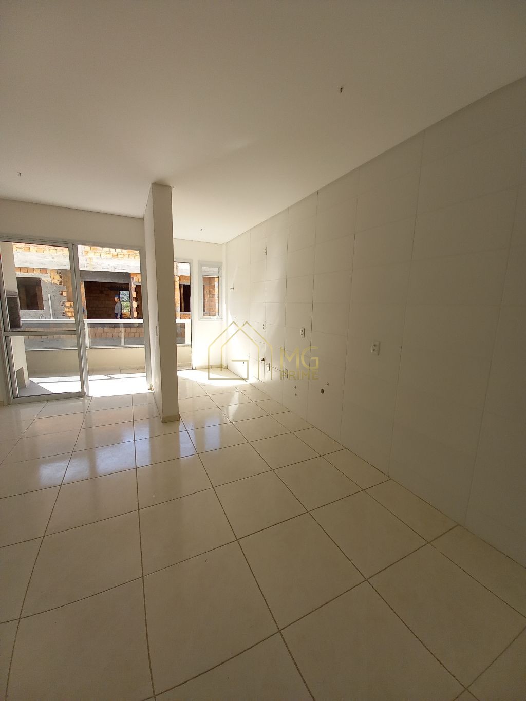 Apartamento à venda com 2 quartos, 69m² - Foto 7