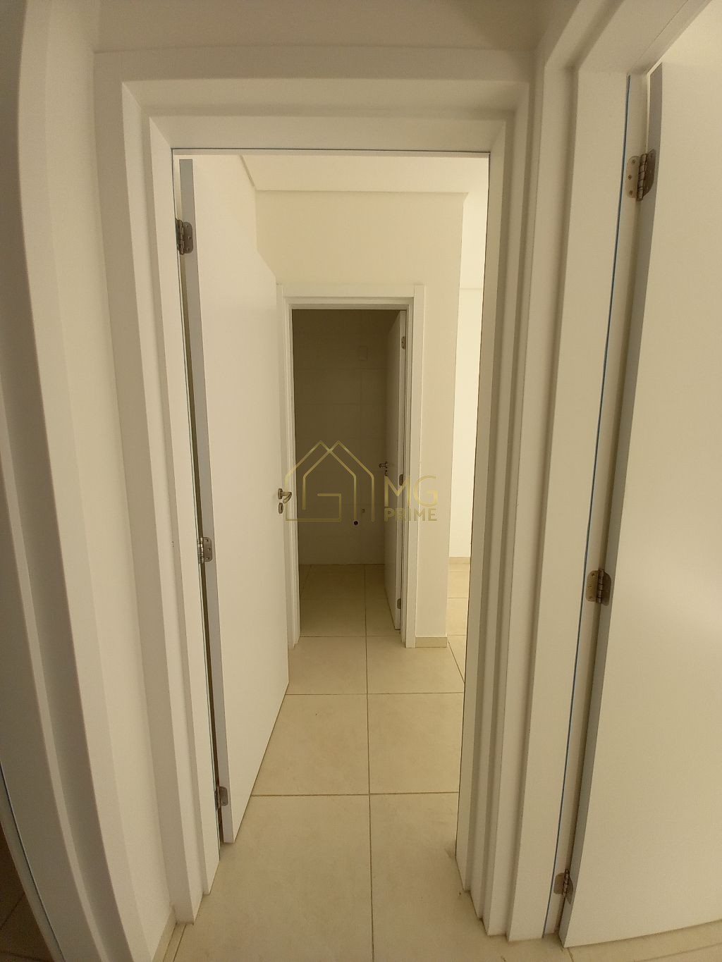 Apartamento à venda com 2 quartos, 69m² - Foto 21