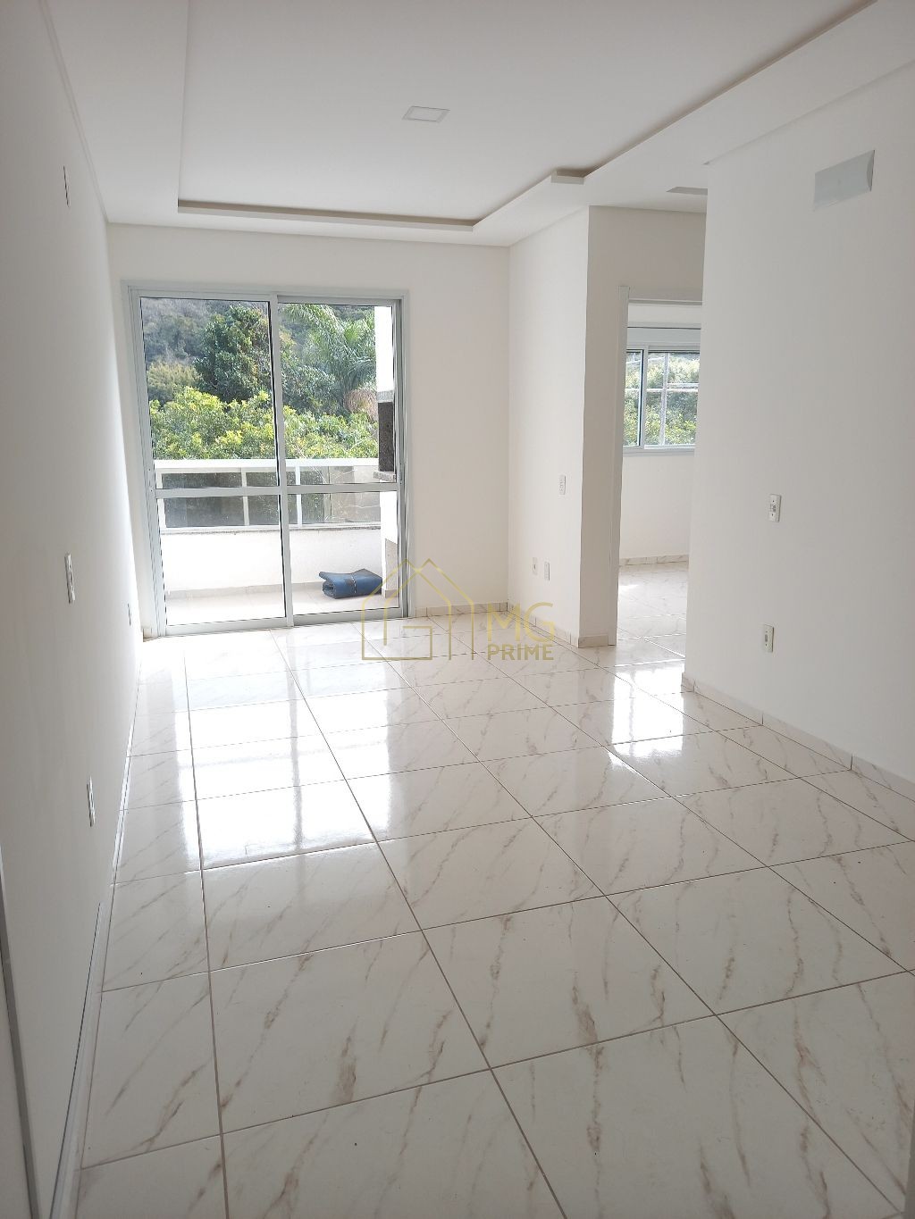 Apartamento à venda com 2 quartos, 63m² - Foto 8