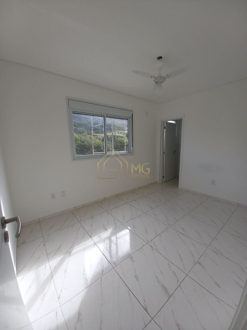 Apartamento à venda com 2 quartos, 63m² - Foto 23