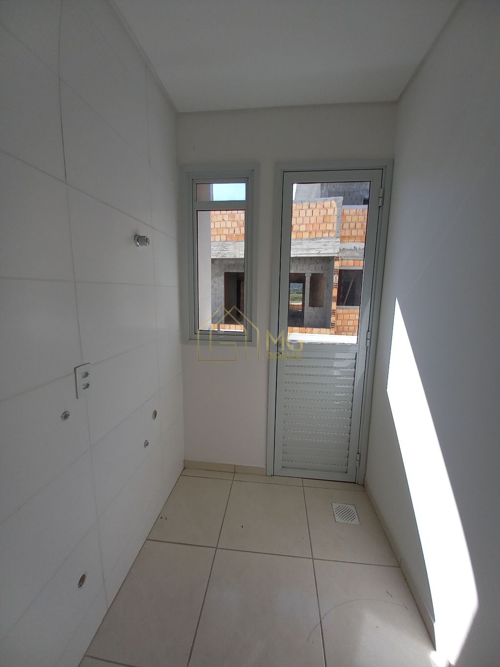 Apartamento à venda com 2 quartos, 72m² - Foto 10