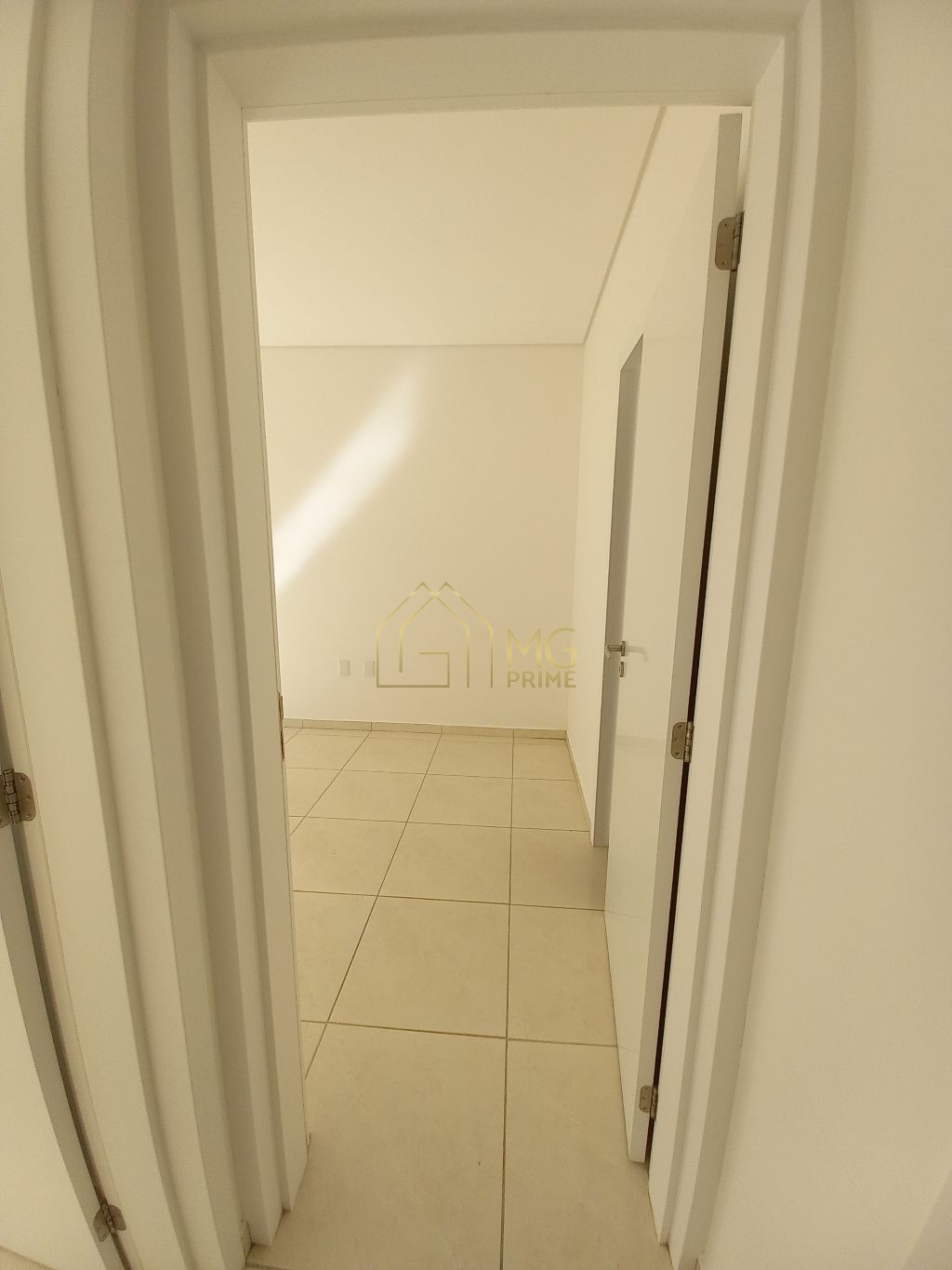 Apartamento à venda com 2 quartos, 72m² - Foto 19