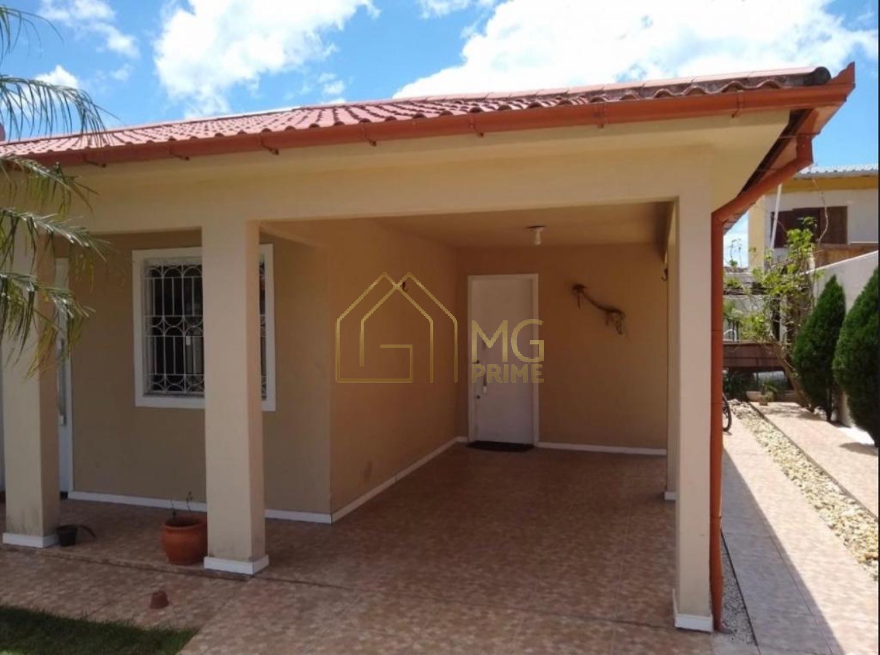 Casa à venda com 3 quartos, 180m² - Foto 4