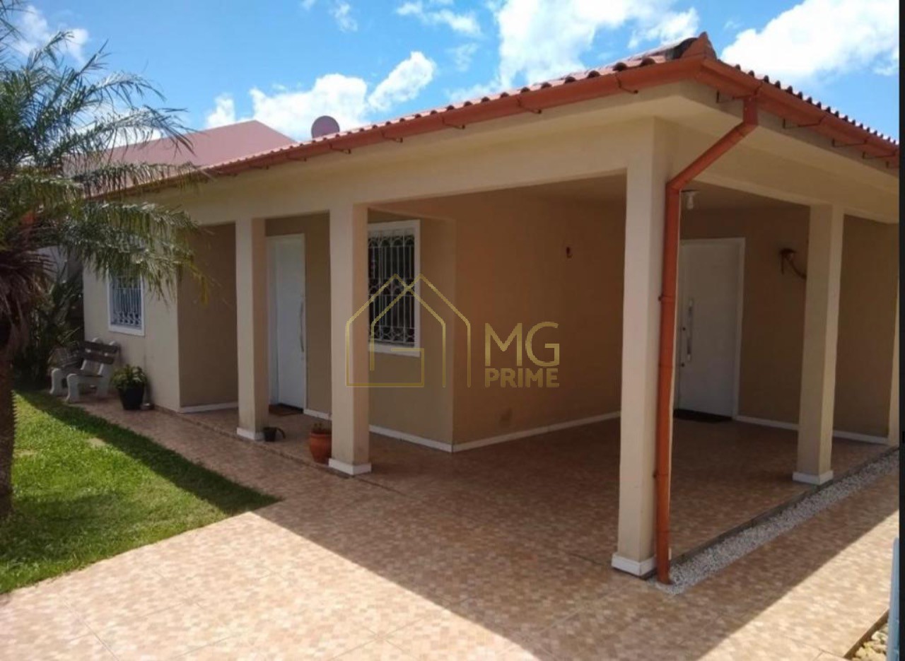 Casa à venda com 3 quartos, 180m² - Foto 3