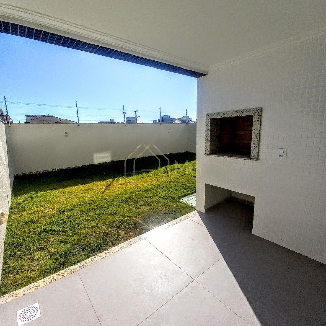 Apartamento à venda com 2 quartos, 126m² - Foto 2