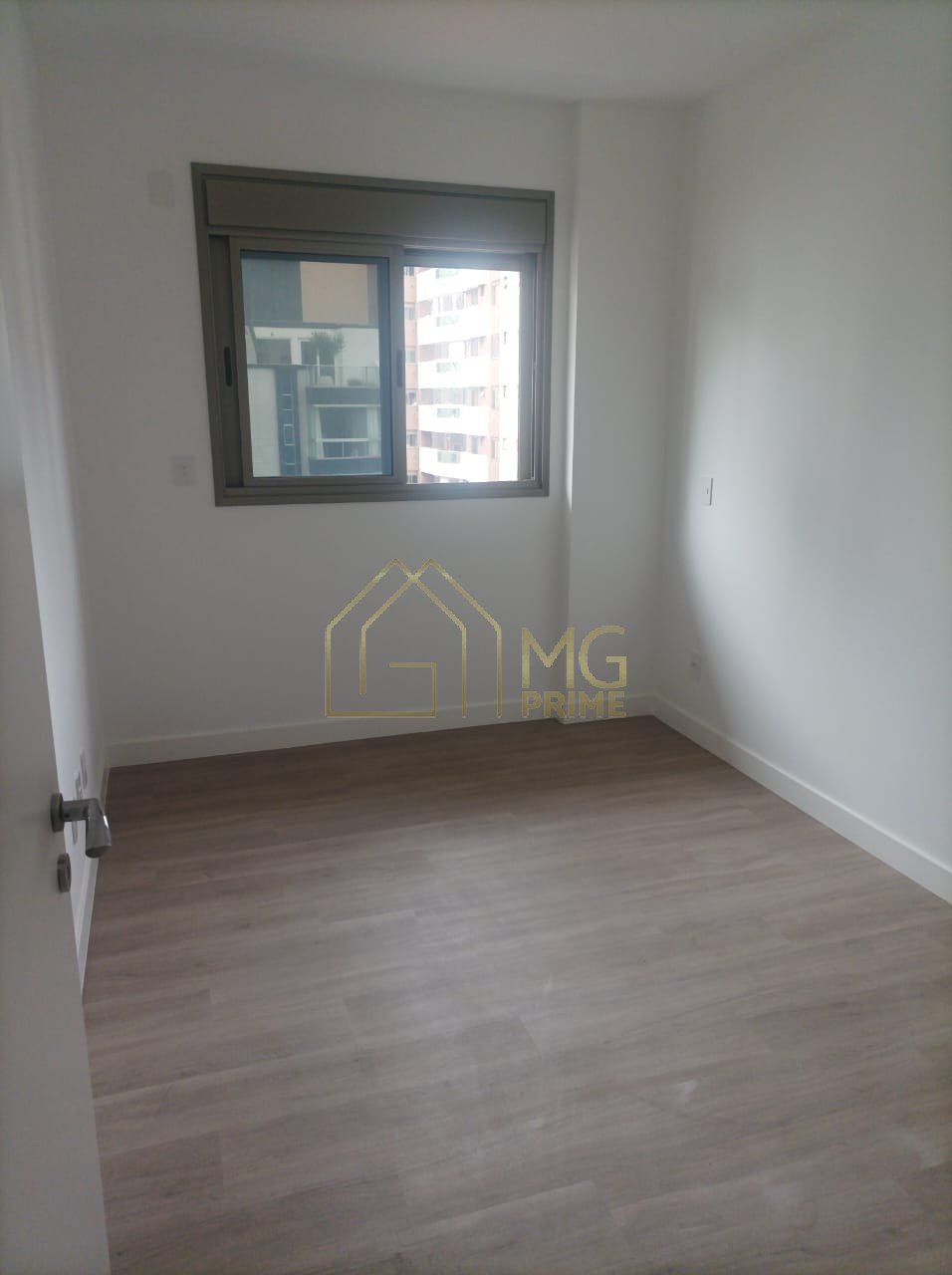 Apartamento à venda com 3 quartos, 96m² - Foto 10