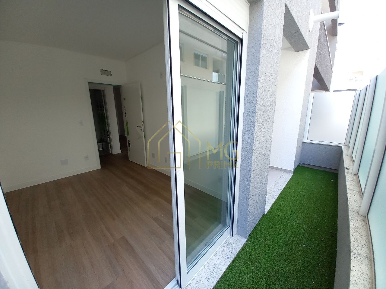 Apartamento à venda com 2 quartos, 68m² - Foto 60