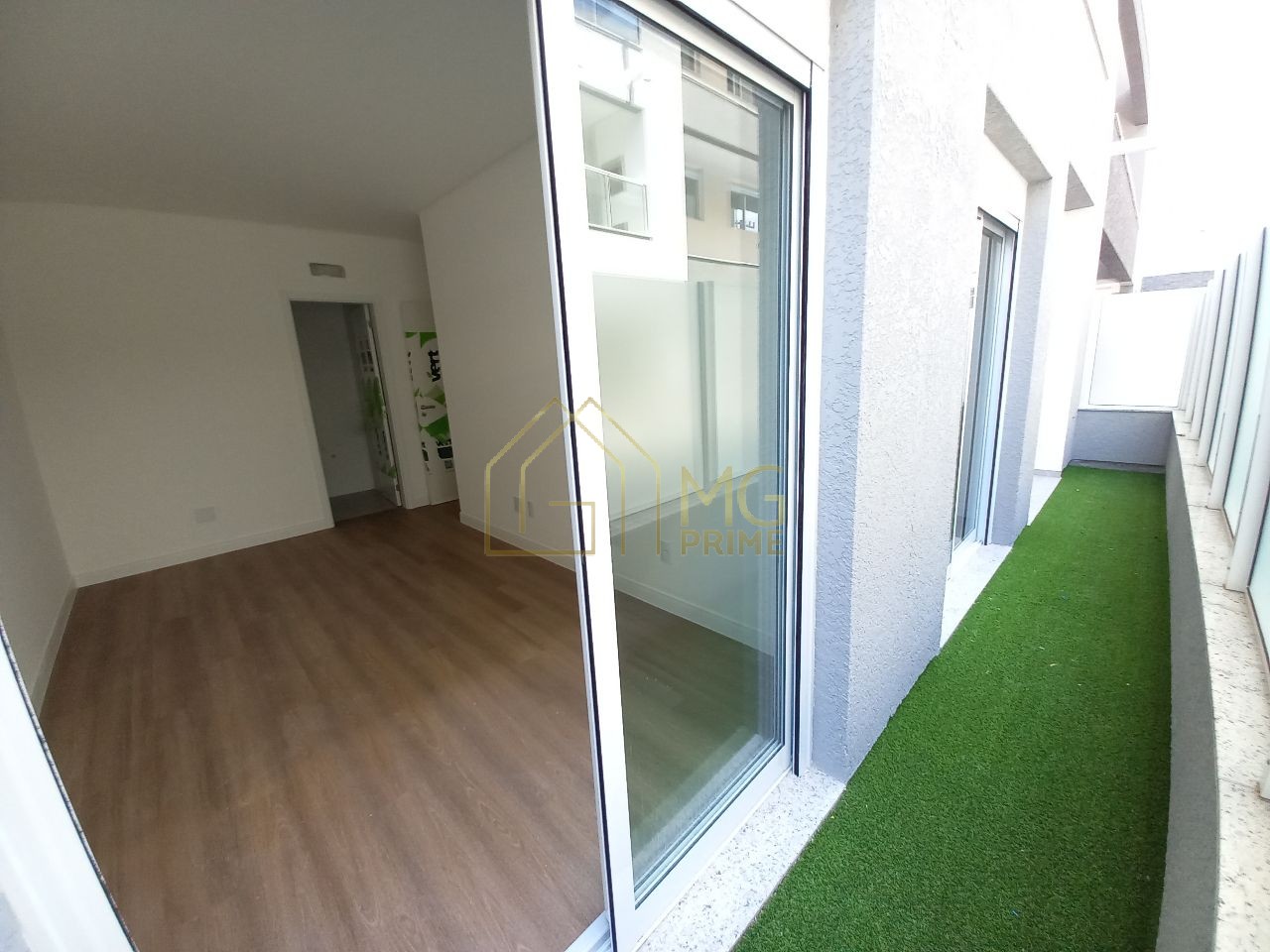 Apartamento à venda com 2 quartos, 68m² - Foto 61