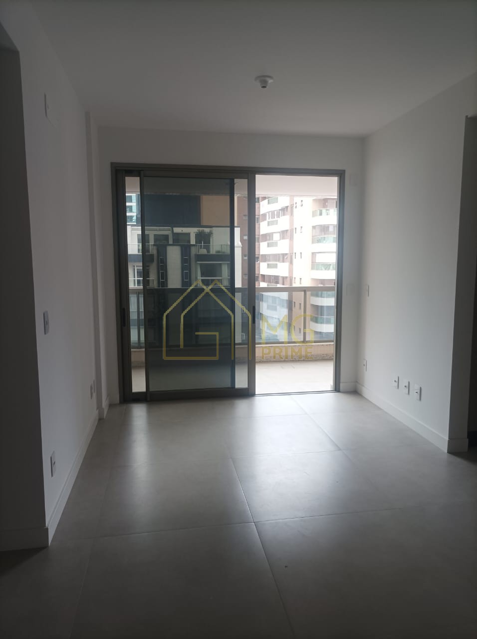 Apartamento à venda com 3 quartos, 96m² - Foto 11