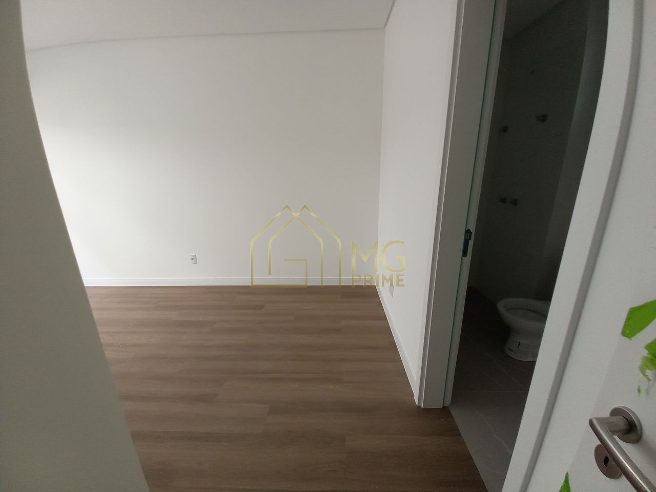 Apartamento à venda com 2 quartos, 68m² - Foto 57