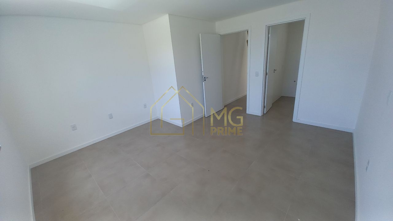 Casa à venda com 4 quartos, 141m² - Foto 16