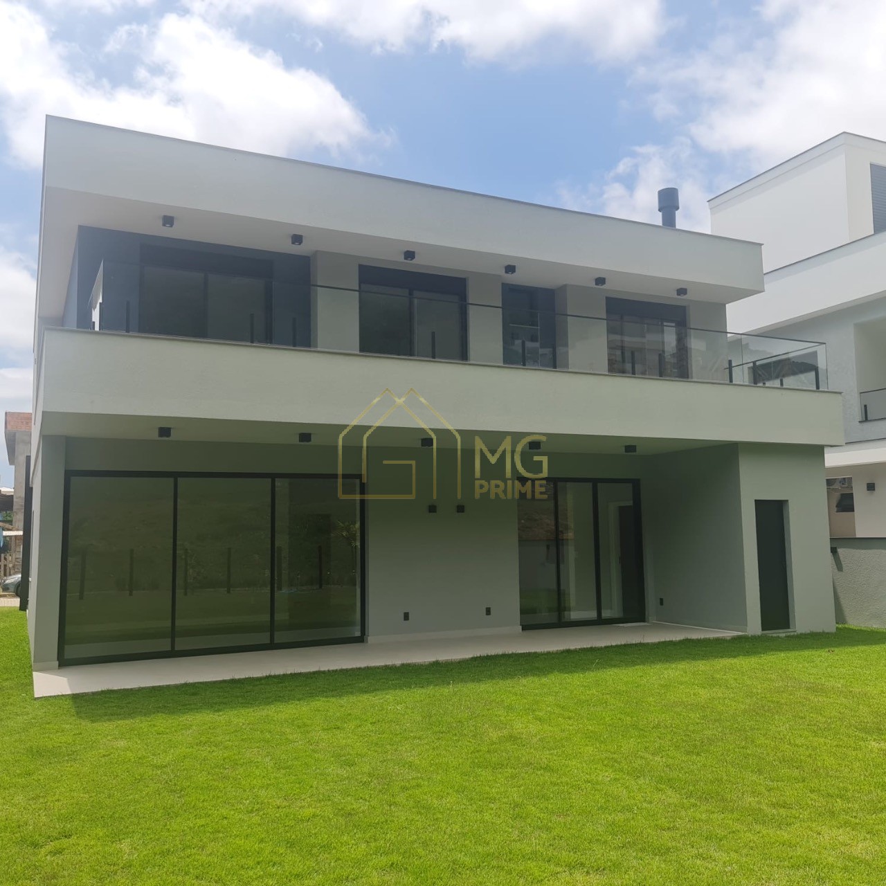 Casa à venda com 4 quartos, 378m² - Foto 6