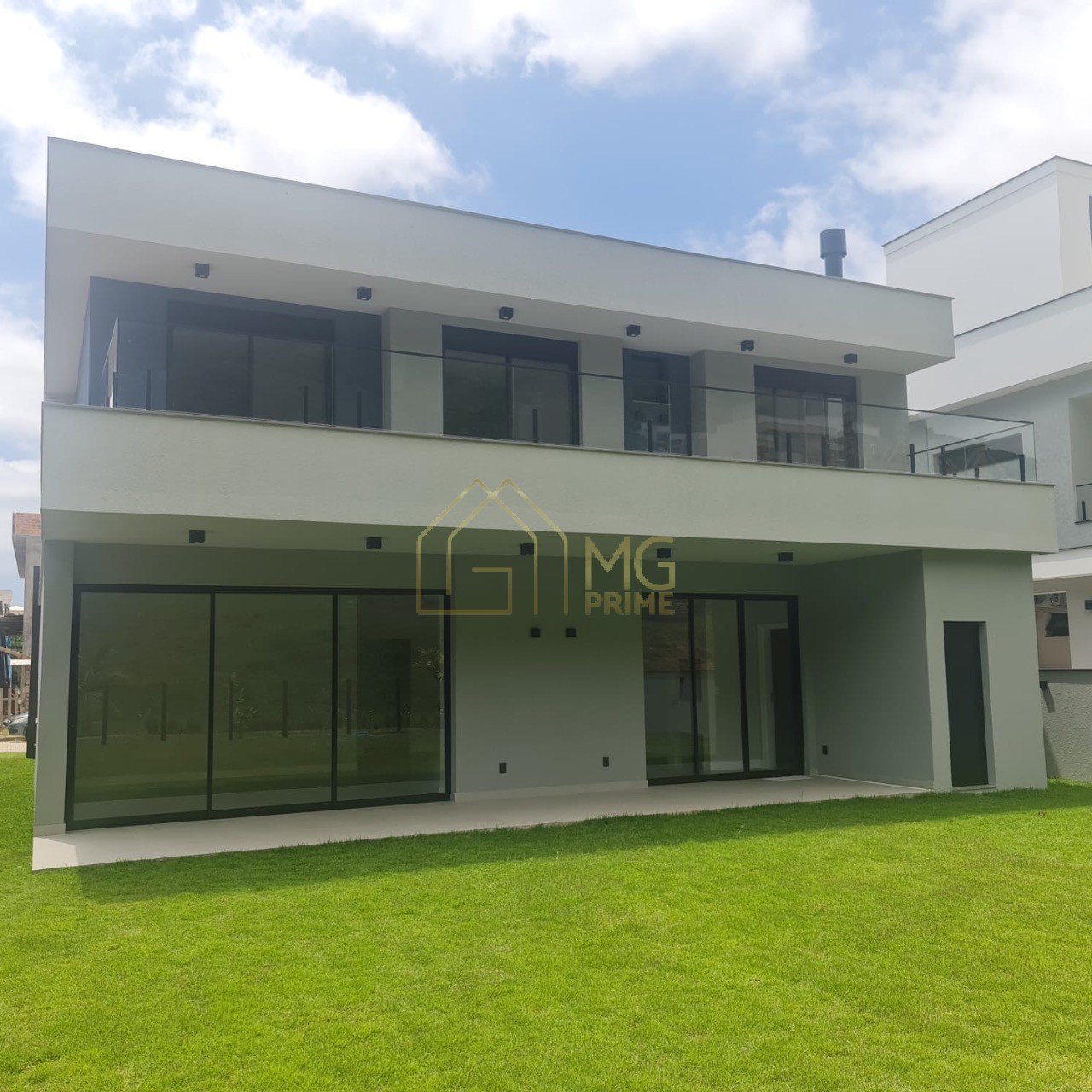 Casa à venda com 4 quartos, 378m² - Foto 7