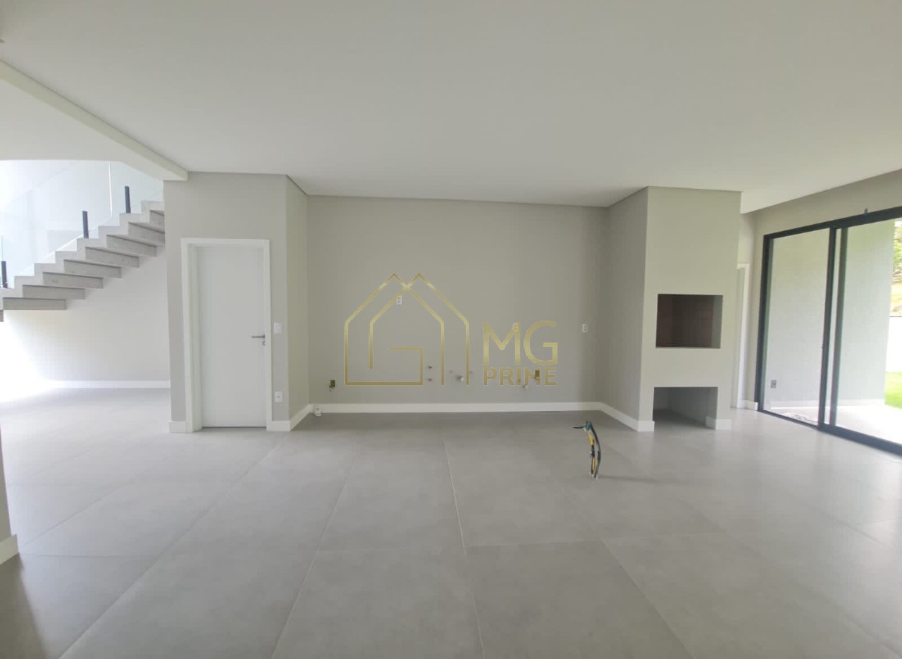 Casa à venda com 4 quartos, 378m² - Foto 12