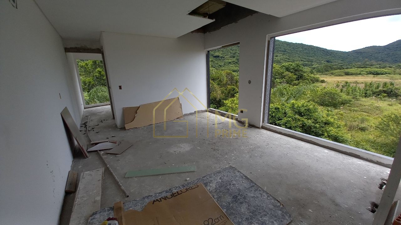 Apartamento à venda com 3 quartos, 122m² - Foto 1