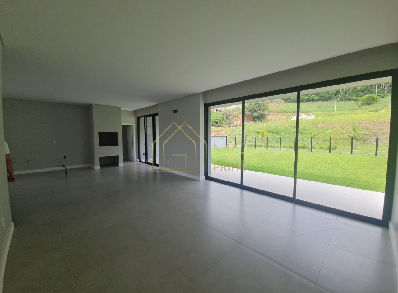 Casa à venda com 4 quartos, 378m² - Foto 13