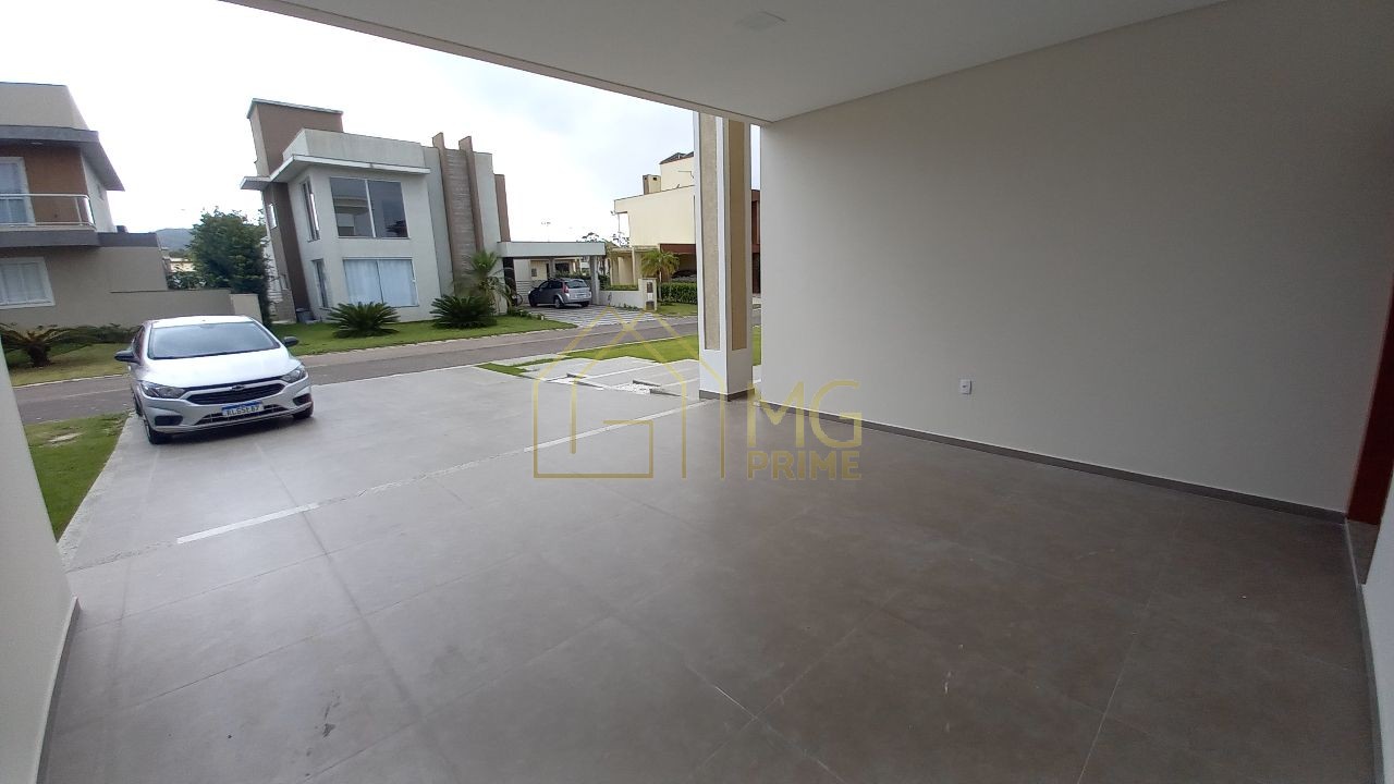 Casa à venda com 3 quartos, 197m² - Foto 4