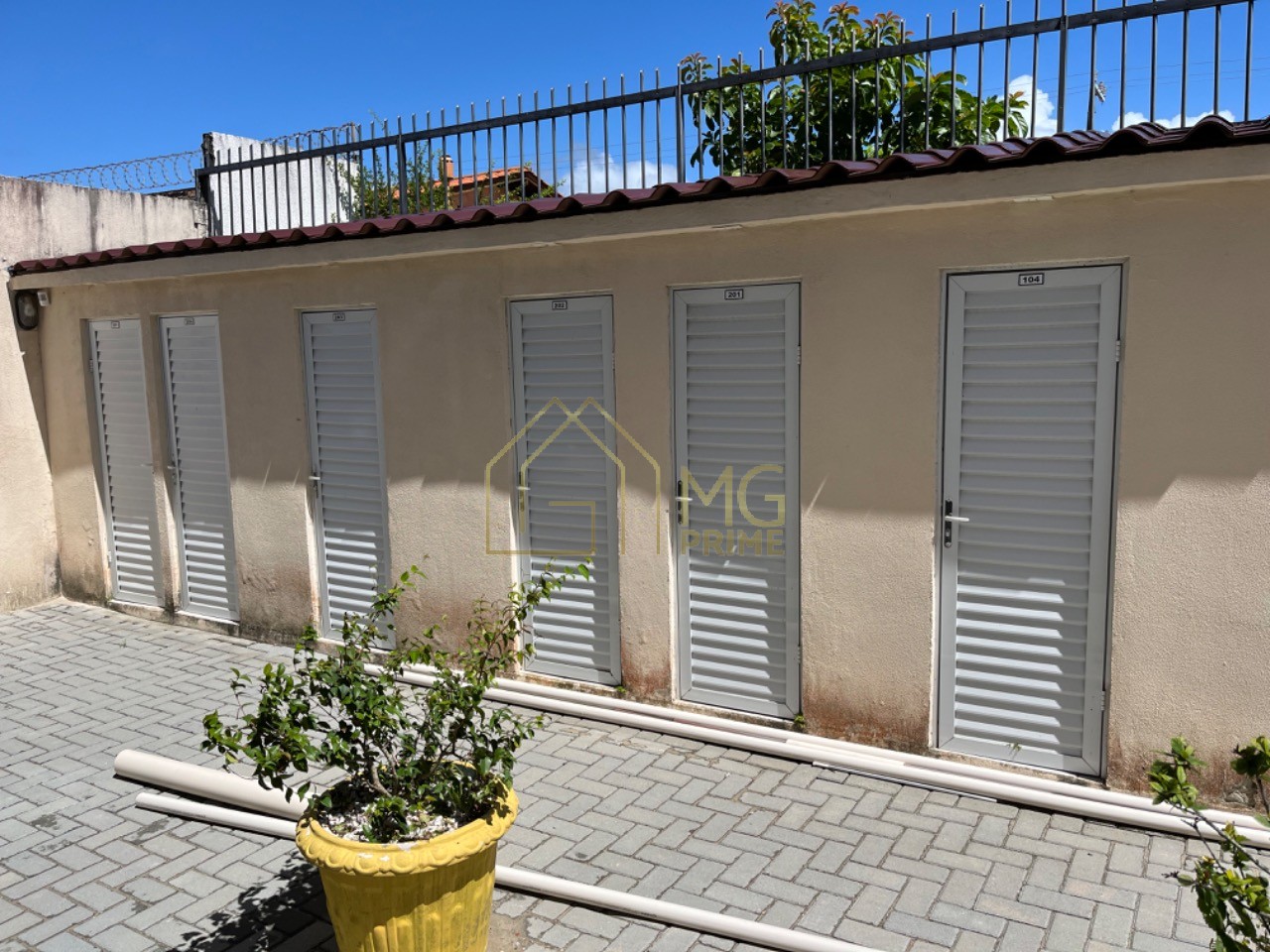 Apartamento à venda com 2 quartos, 72m² - Foto 4