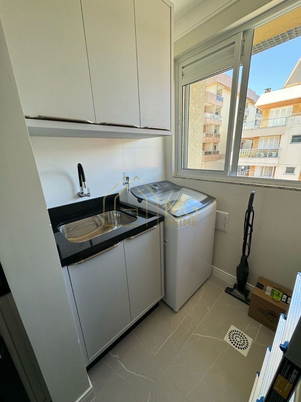 Apartamento à venda com 2 quartos, 62m² - Foto 6