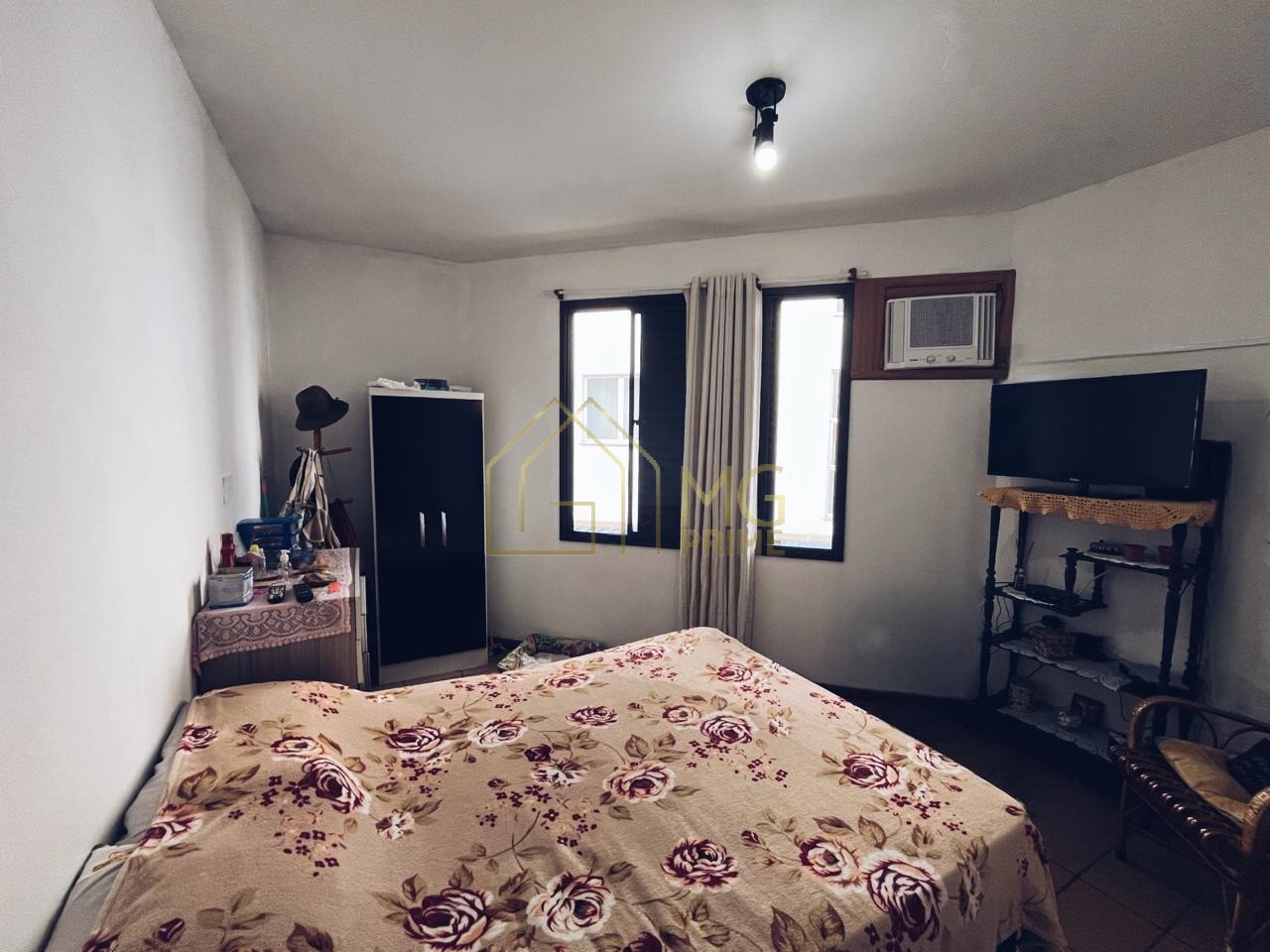 Casa à venda com 3 quartos, 90m² - Foto 14