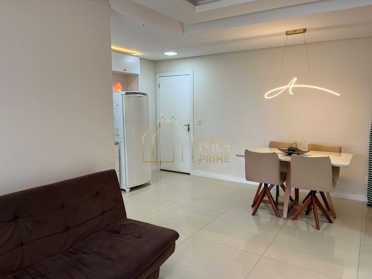 Apartamento à venda com 1 quarto, 61m² - Foto 9