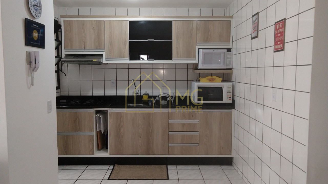 Apartamento à venda com 3 quartos, 88m² - Foto 2