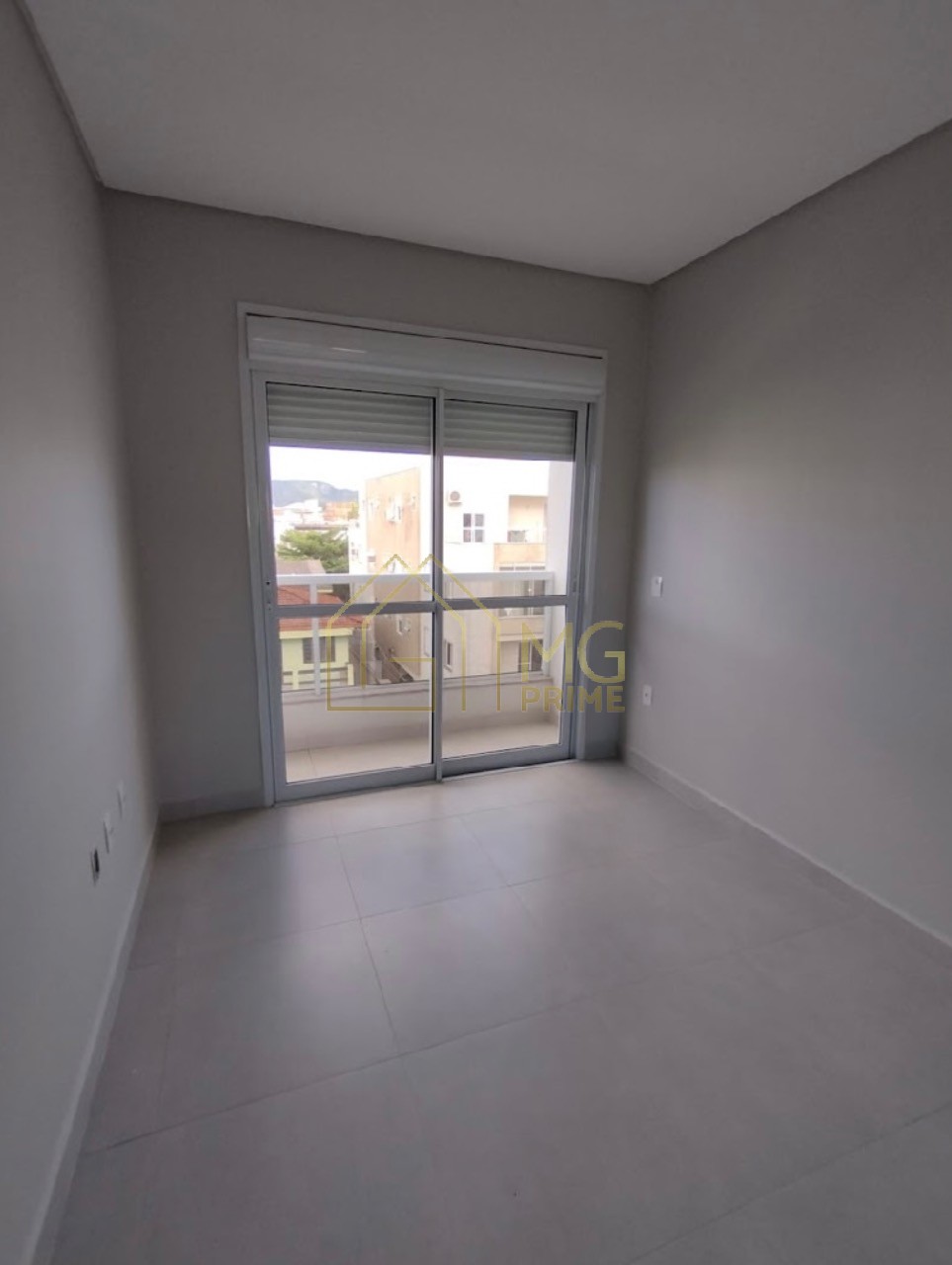 Apartamento à venda com 2 quartos, 60m² - Foto 10