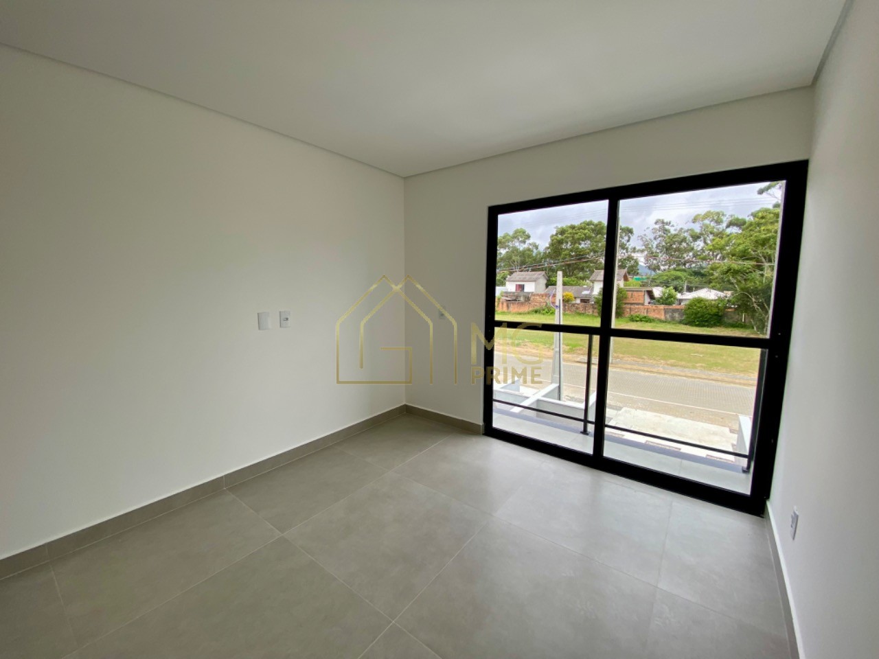 Casa à venda com 2 quartos, 127m² - Foto 11