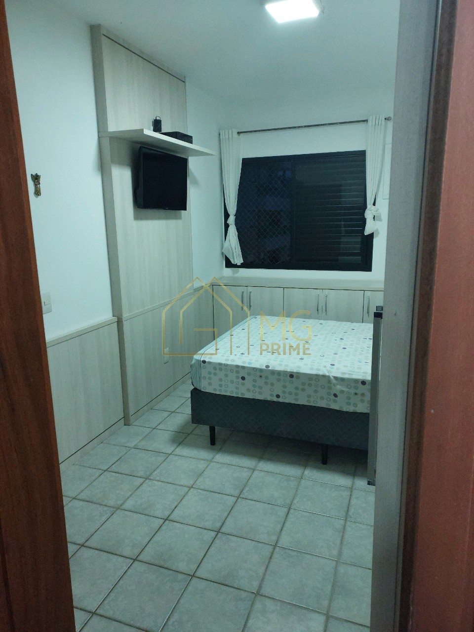 Apartamento à venda com 2 quartos, 76m² - Foto 35