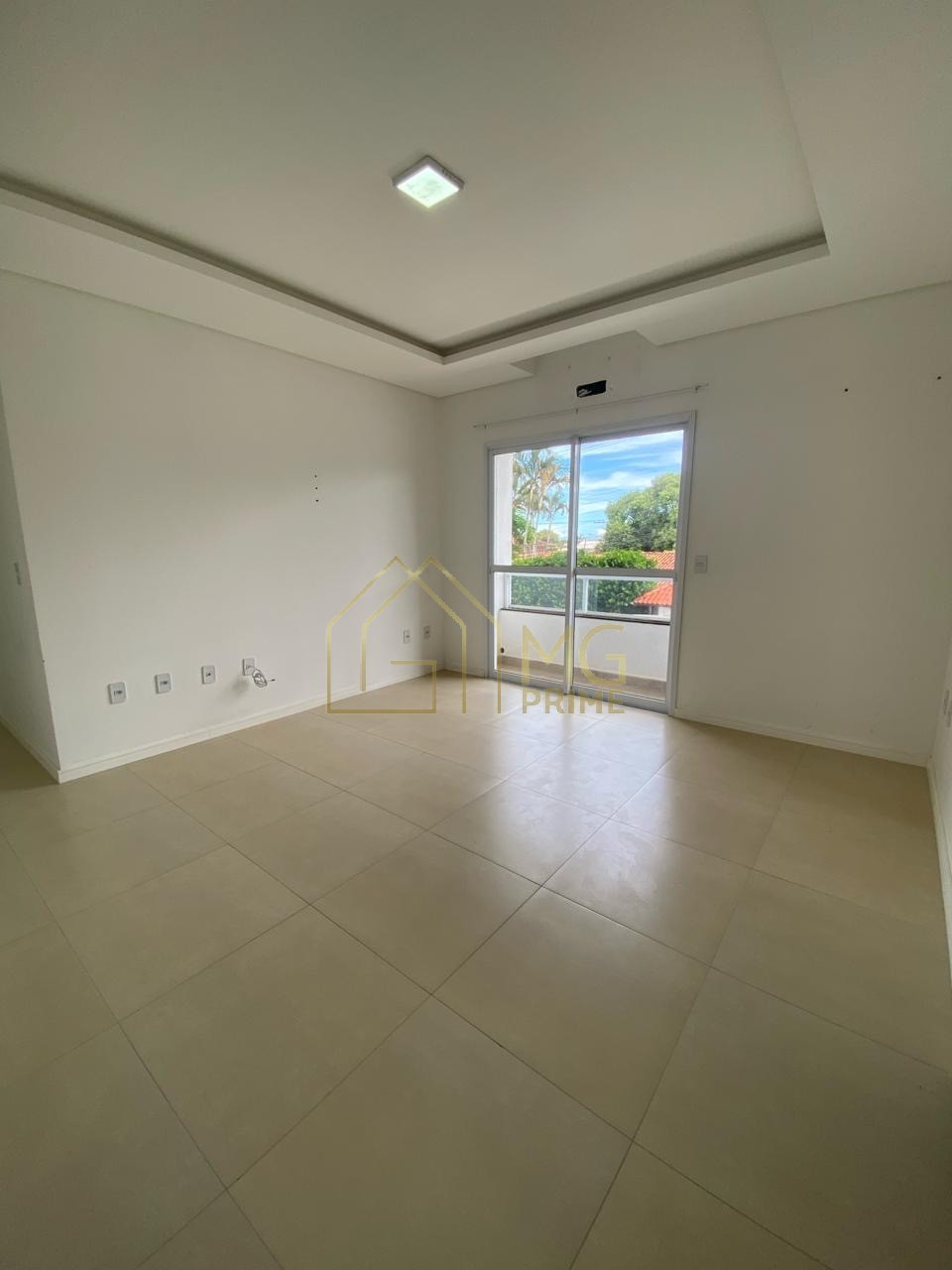 Apartamento à venda com 2 quartos, 74m² - Foto 4