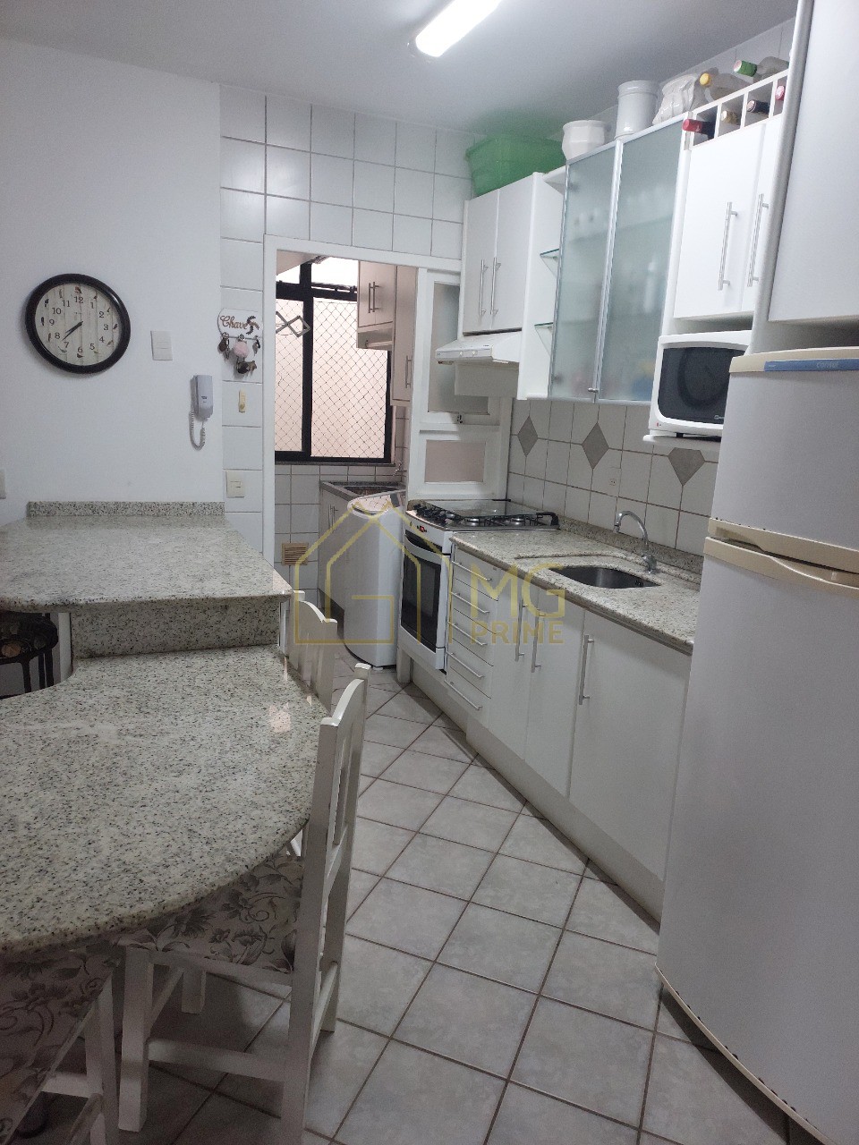 Apartamento à venda com 2 quartos, 76m² - Foto 15