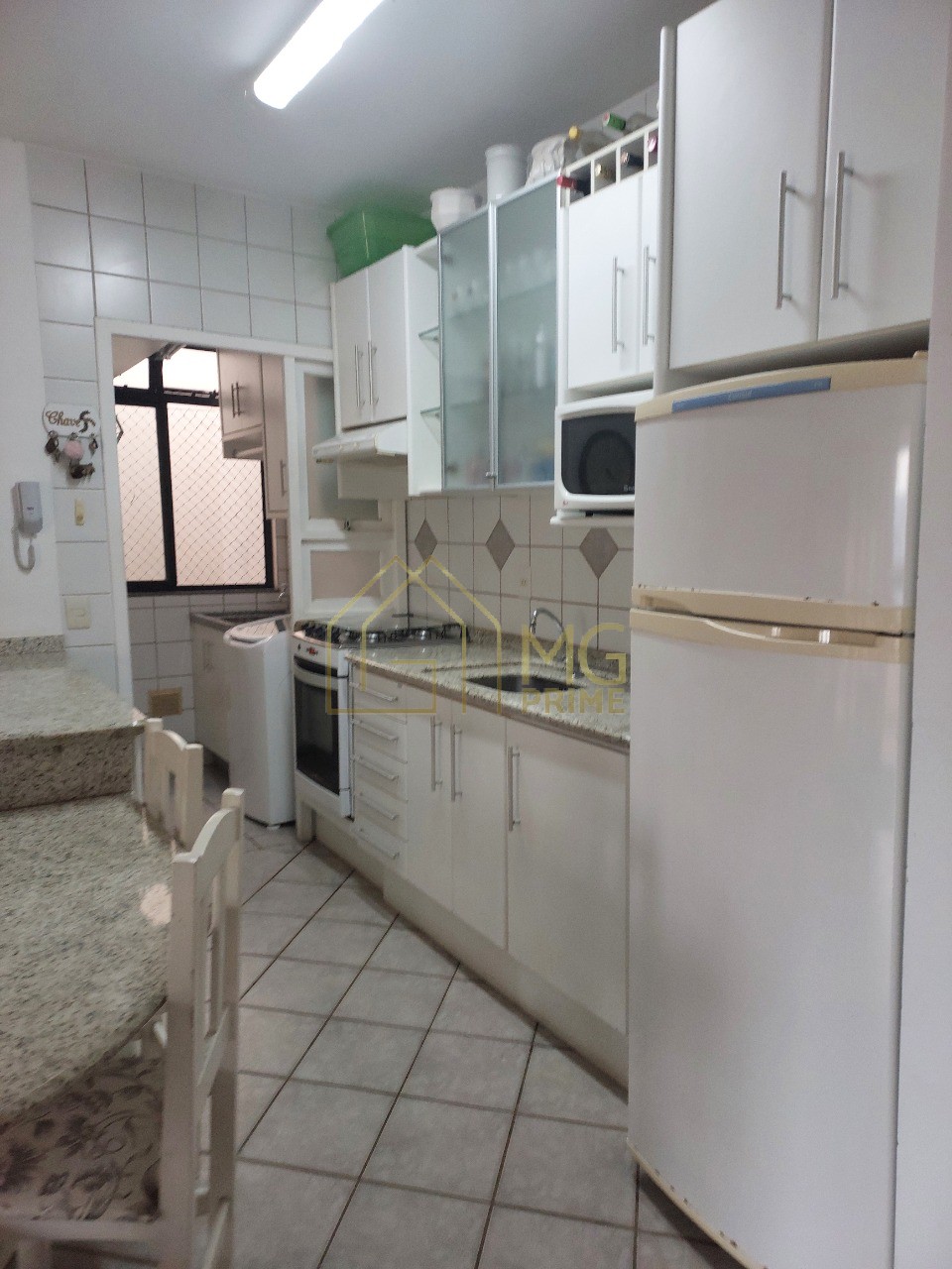 Apartamento à venda com 2 quartos, 76m² - Foto 13