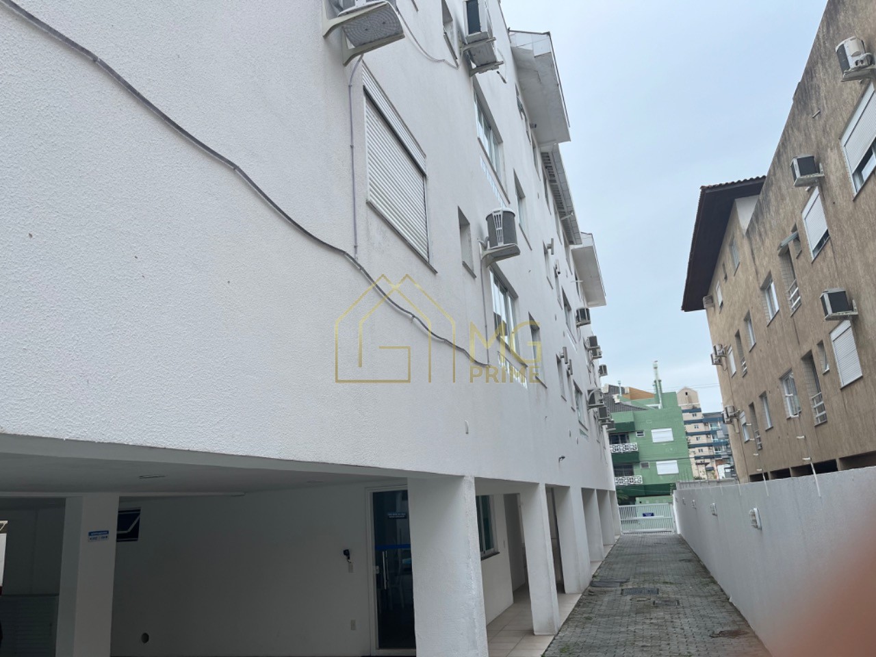 Apartamento à venda com 3 quartos, 109m² - Foto 4