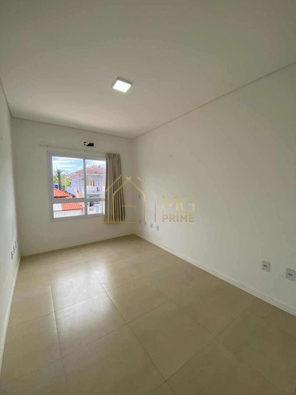 Apartamento à venda com 2 quartos, 74m² - Foto 8