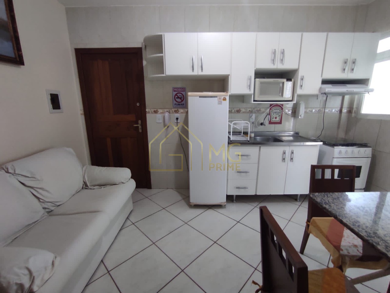 Apartamento à venda com 1 quarto, 38m² - Foto 3