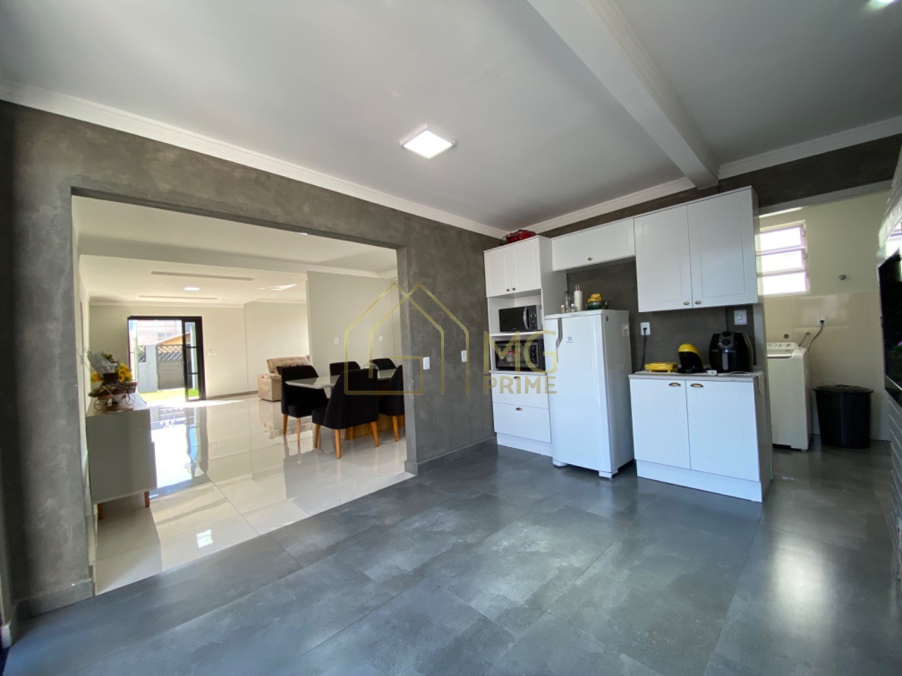 Casa à venda com 4 quartos, 170m² - Foto 11