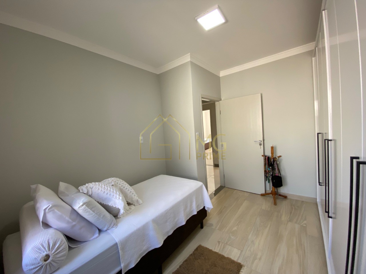 Casa à venda com 4 quartos, 170m² - Foto 20