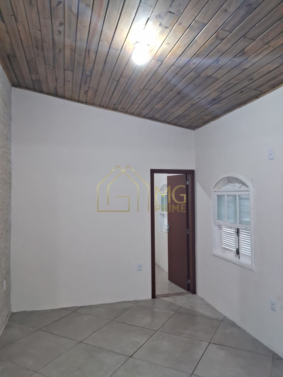 Casa à venda com 2 quartos, 60m² - Foto 12