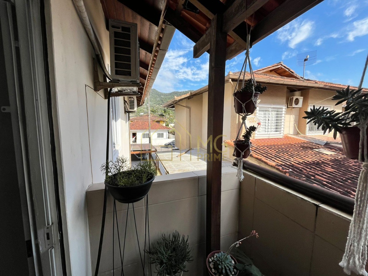 Casa à venda com 3 quartos, 100m² - Foto 19