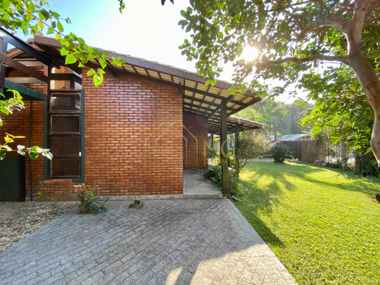 Casa à venda com 3 quartos, 105m² - Foto 3