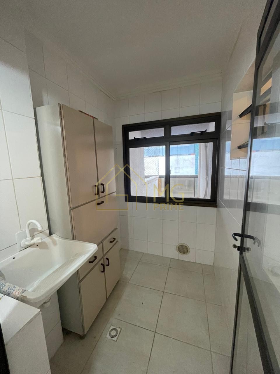 Apartamento à venda com 3 quartos, 106m² - Foto 6