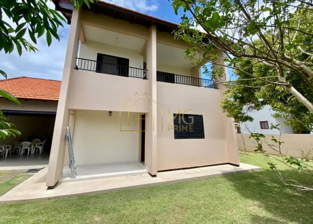 Casa à venda com 4 quartos, 179m² - Foto 2