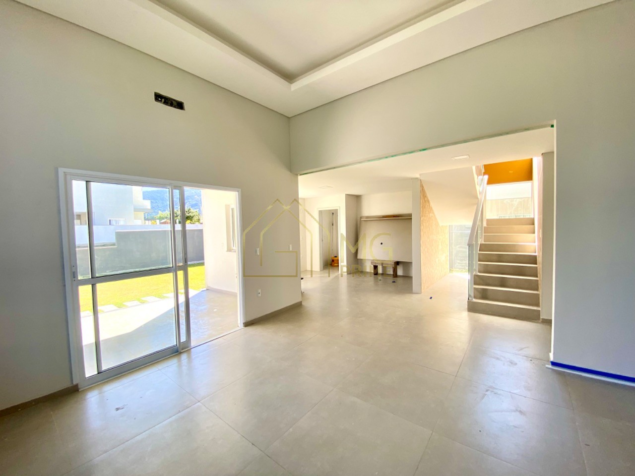 Casa à venda com 3 quartos, 269m² - Foto 6