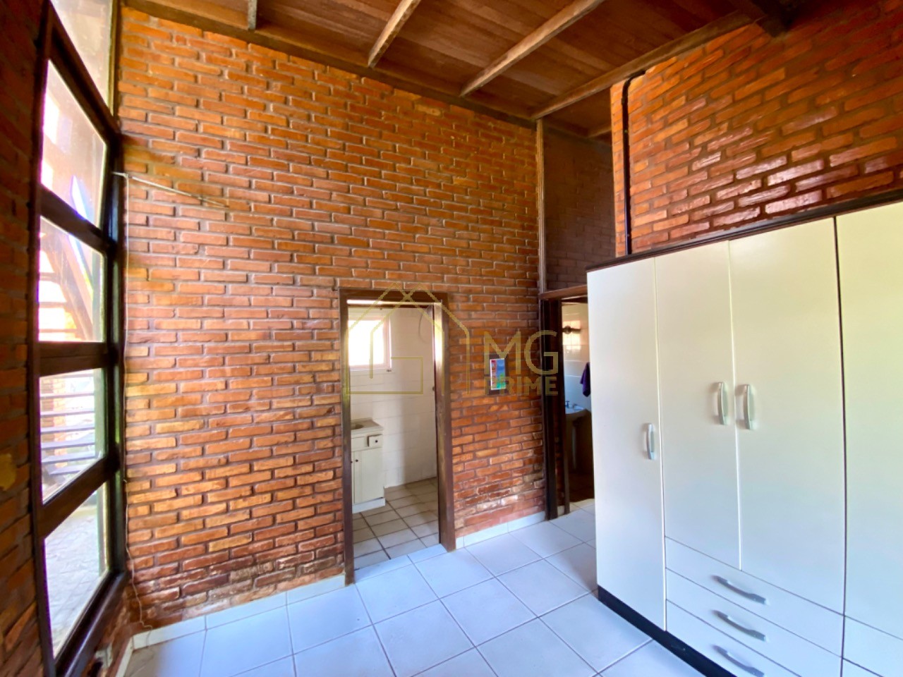 Casa à venda com 3 quartos, 105m² - Foto 8